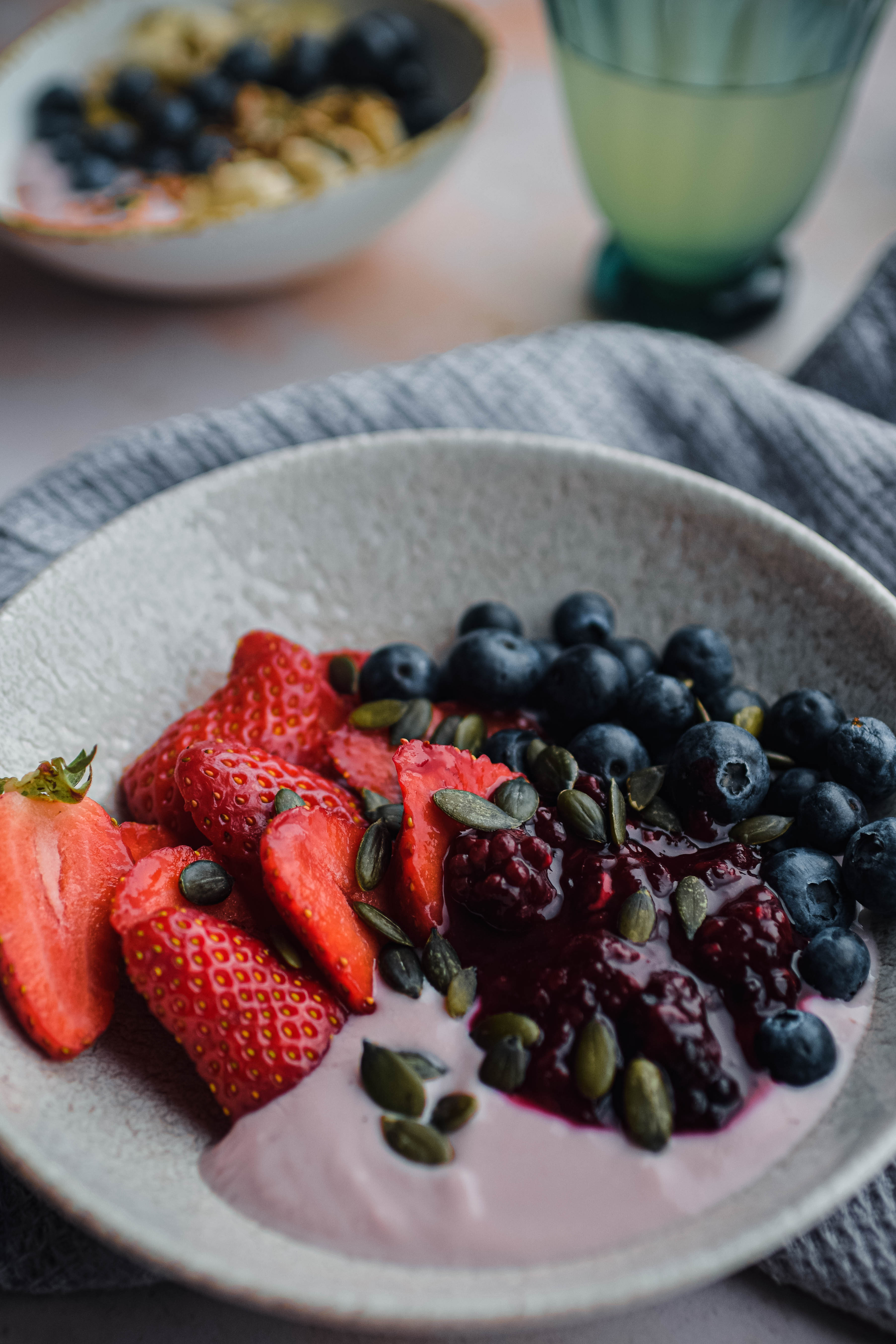 Berry Nice Yoghurt Breakfast Bowl